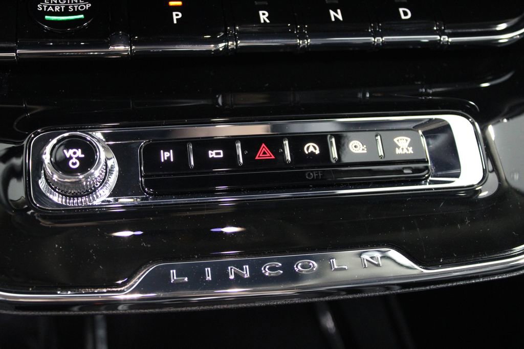 New 2026 Lincoln Corsair Premiere image 43