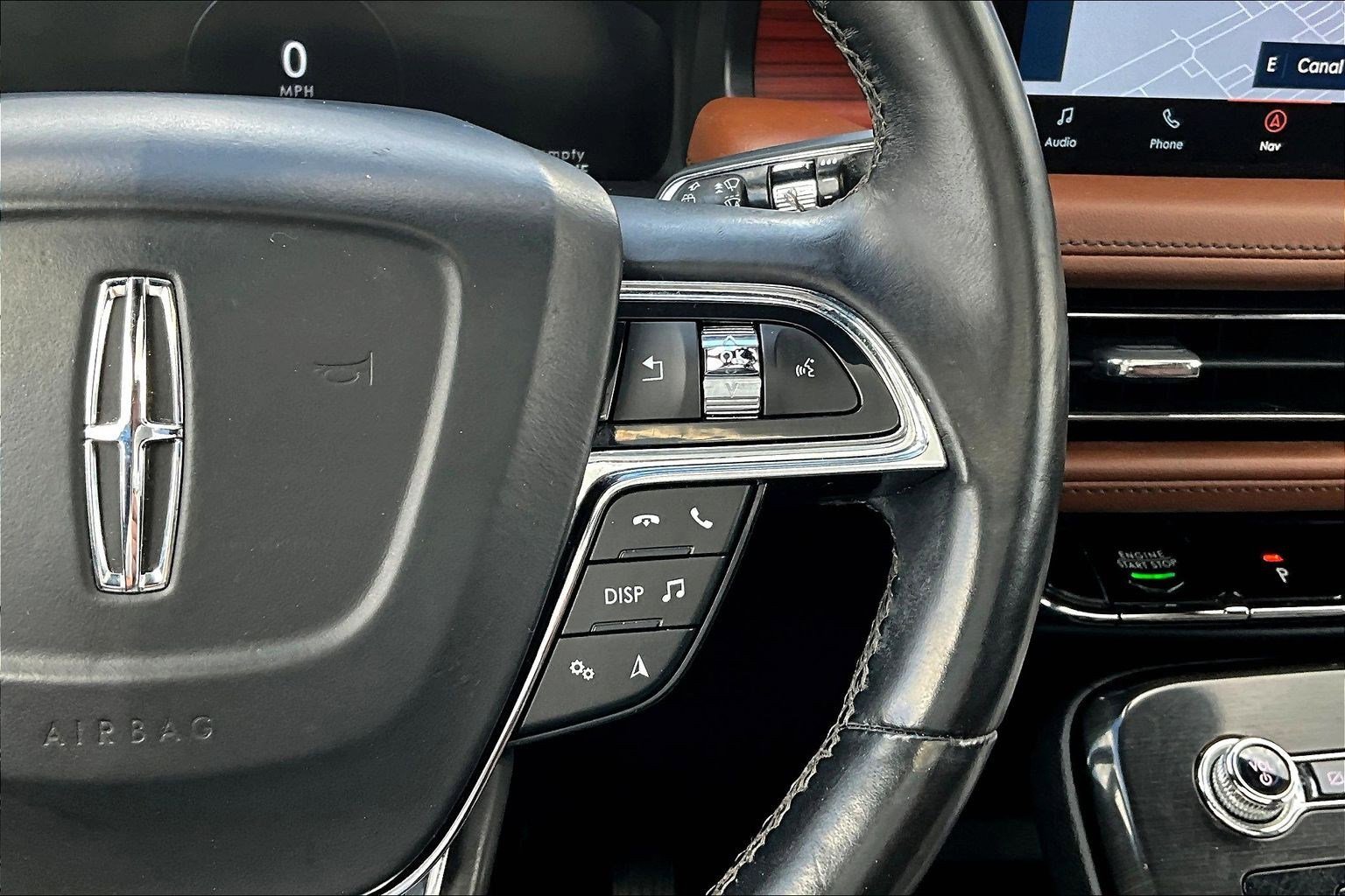 Used 2023 Lincoln Nautilus Reserve AWD/4WD image 12