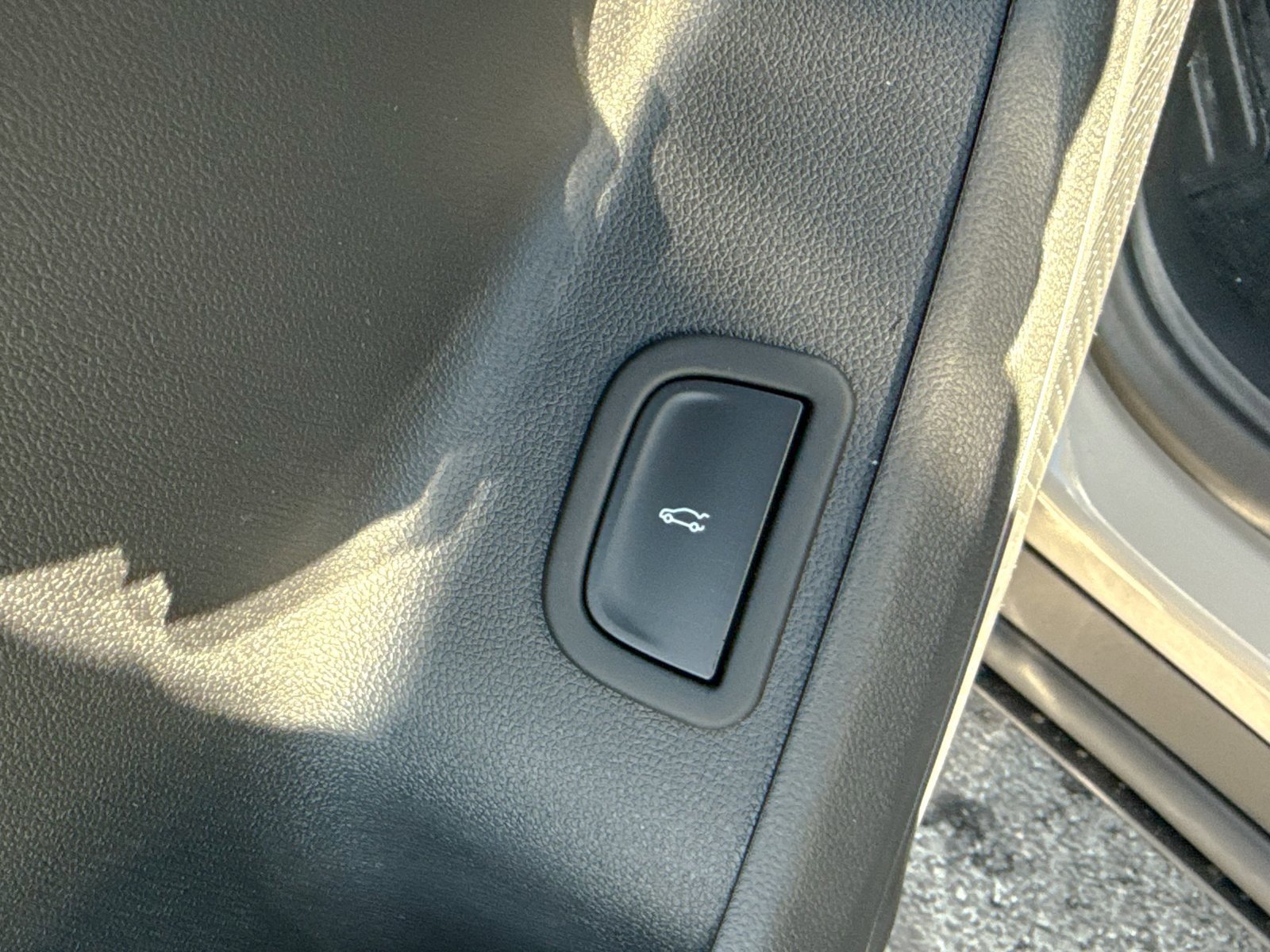 New 2026 Chevrolet Traverse Z71 w/ LPO, Floor Liner Package image 21