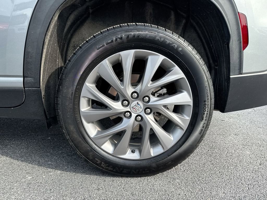 Used 2025 Buick Enclave Preferred AWD/4WD image 28