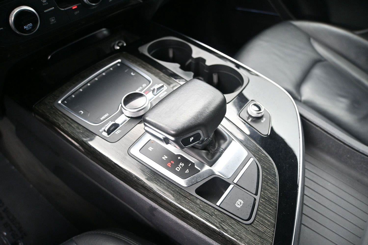 Used 2019 Audi Q7 3.0T Premium Plus w/ Premium Plus Package AWD/4WD image 5