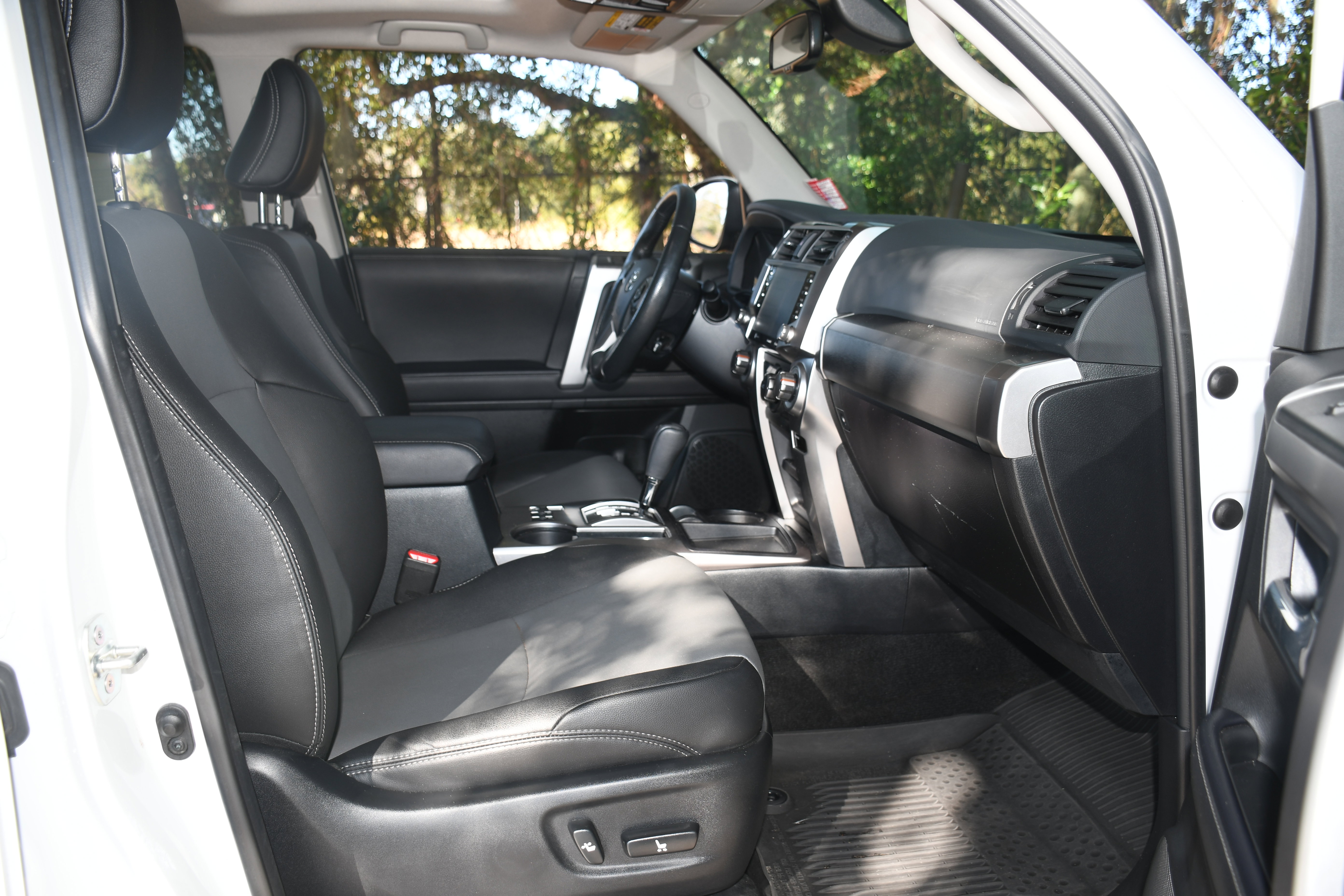 Certified 2024 Toyota 4Runner SR5 Premium image 21