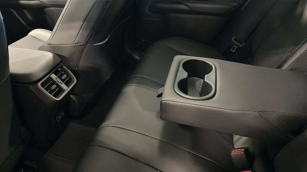 New 2026 Lexus UX 300h AWD image 25
