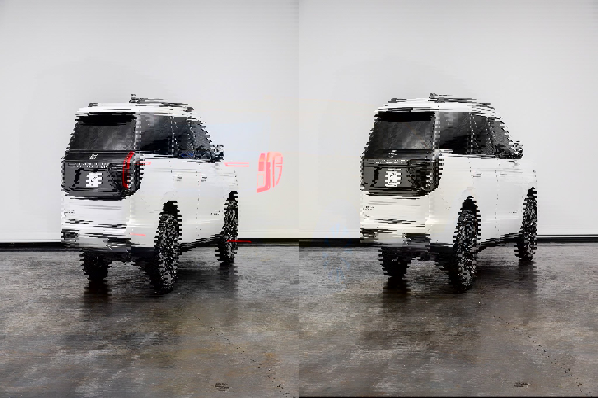 Used 2025 Ford Expedition Platinum w/ Driver's Package image 22