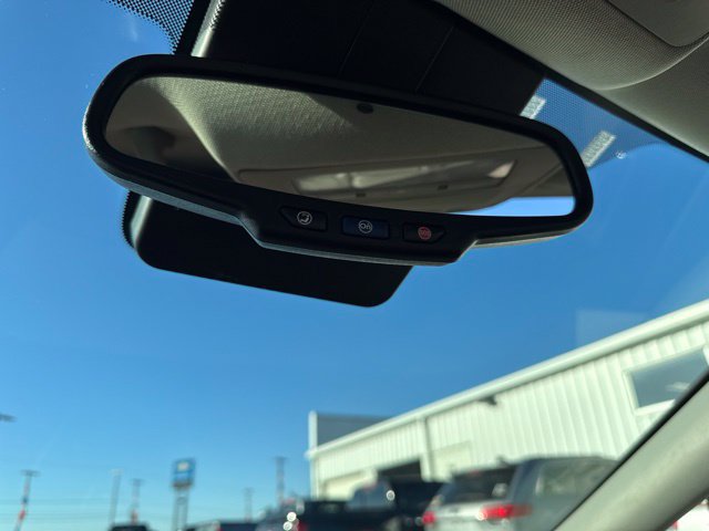 Used 2013 Buick Verano Convenience FWD image 40
