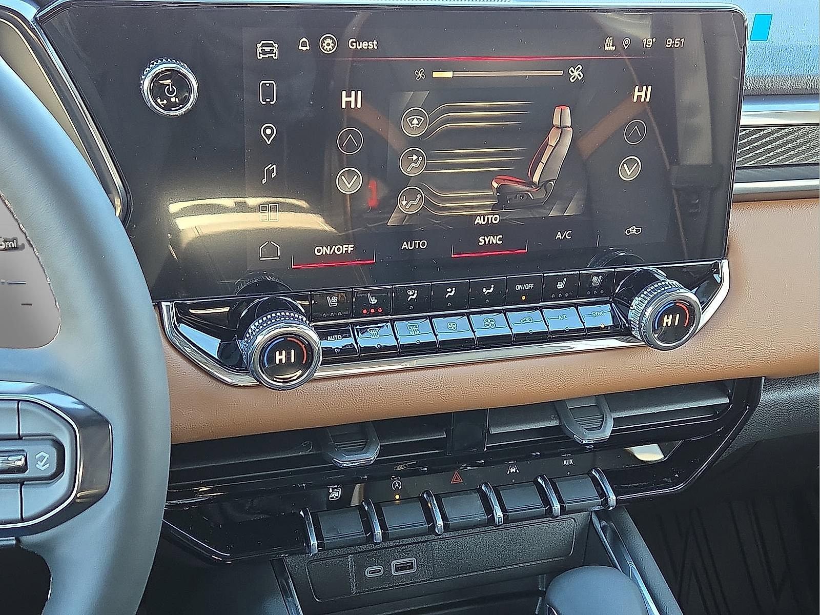 New 2026 GMC Canyon AT4 w/ Technology Plus Package AWD/4WD image 19