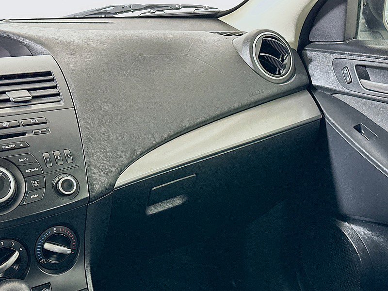 Used 2012 MAZDA MAZDA3 i Sport image 20