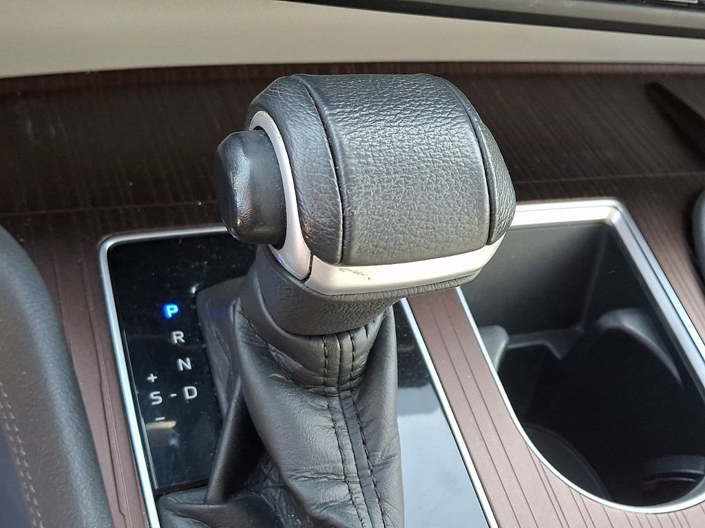 Used 2021 Toyota Sienna XLE image 17