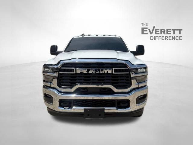 Used 2025 RAM 3500 Tradesman w/ Chrome Appearance Group AWD/4WD image 2
