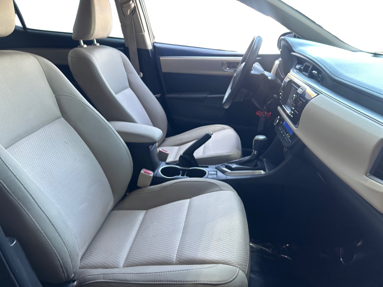 Used 2014 Toyota Corolla LE w/ Protection Package FWD image 15