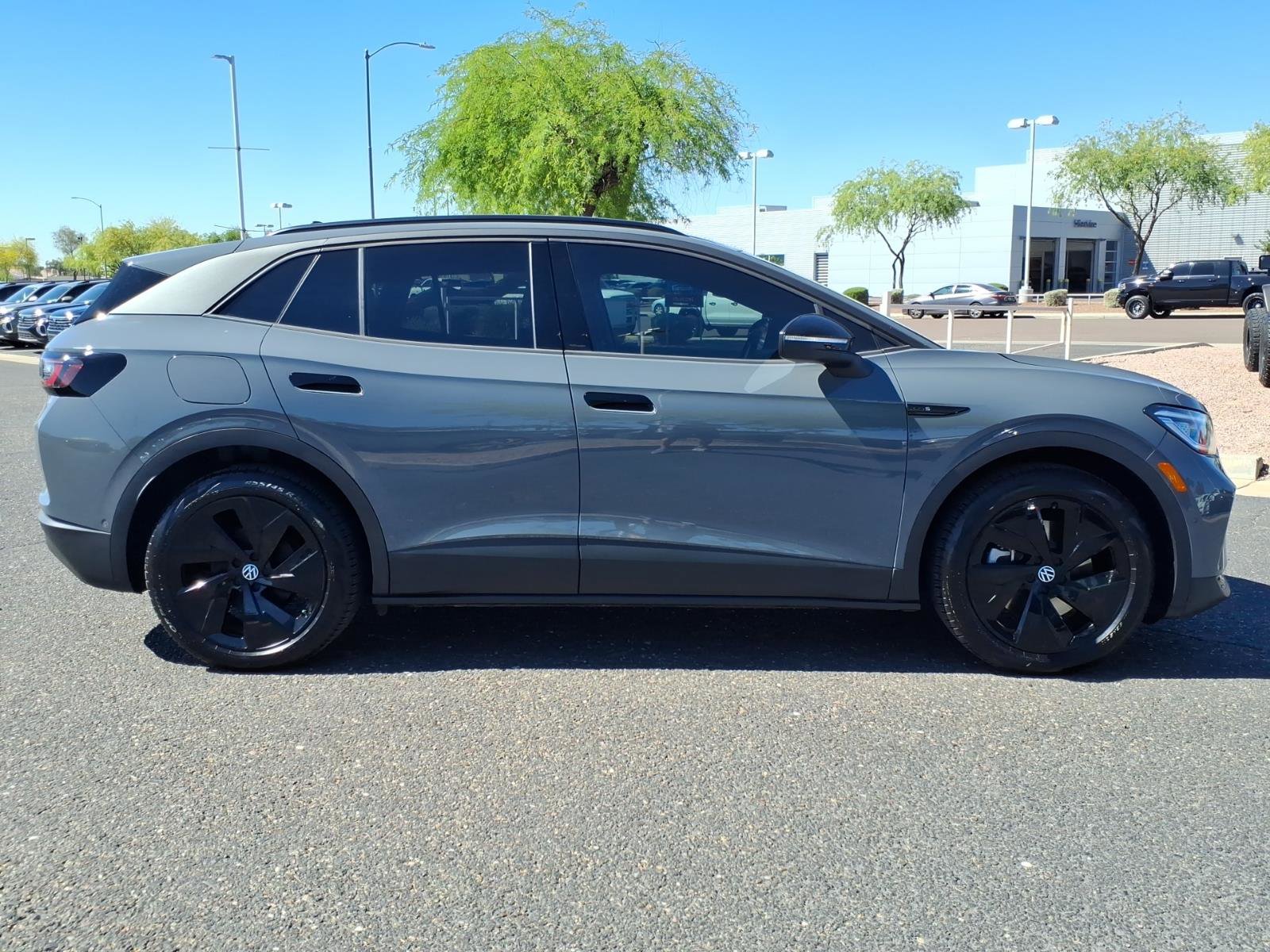 Certified 2025 Volkswagen ID.4 Pro S w/ ID.4 Black Package image 7