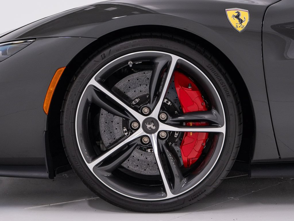 Used 2023 Ferrari 296 GTB RWD image 30