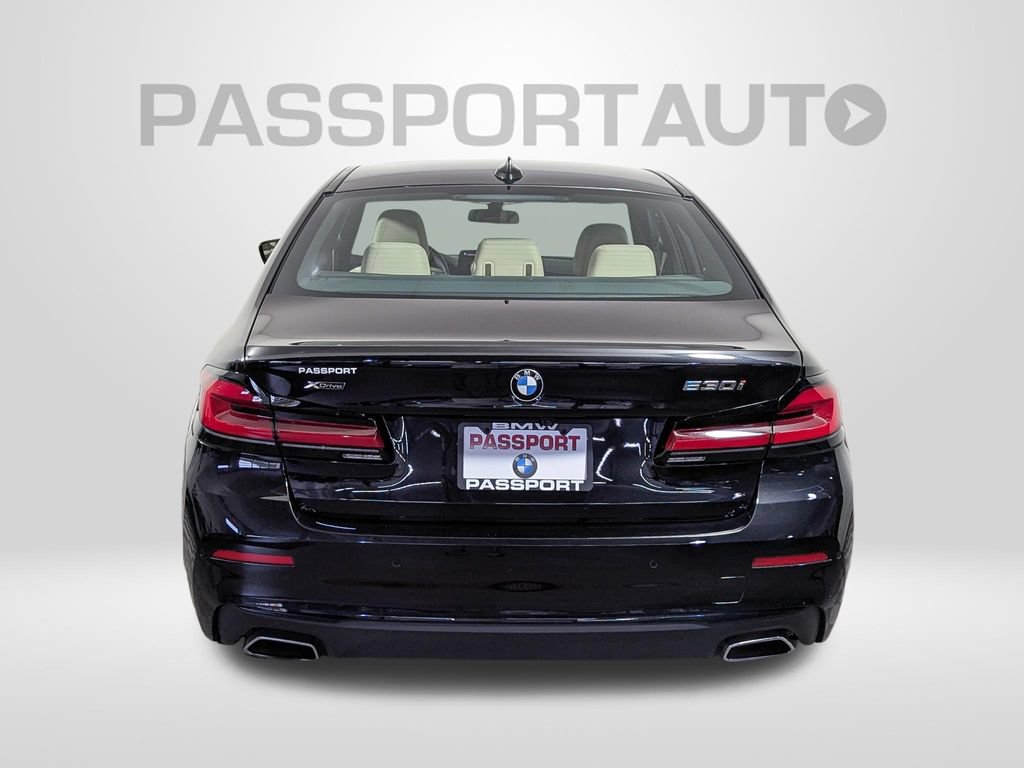 Used 2023 BMW 530i xDrive w/ Premium Package AWD/4WD image 6