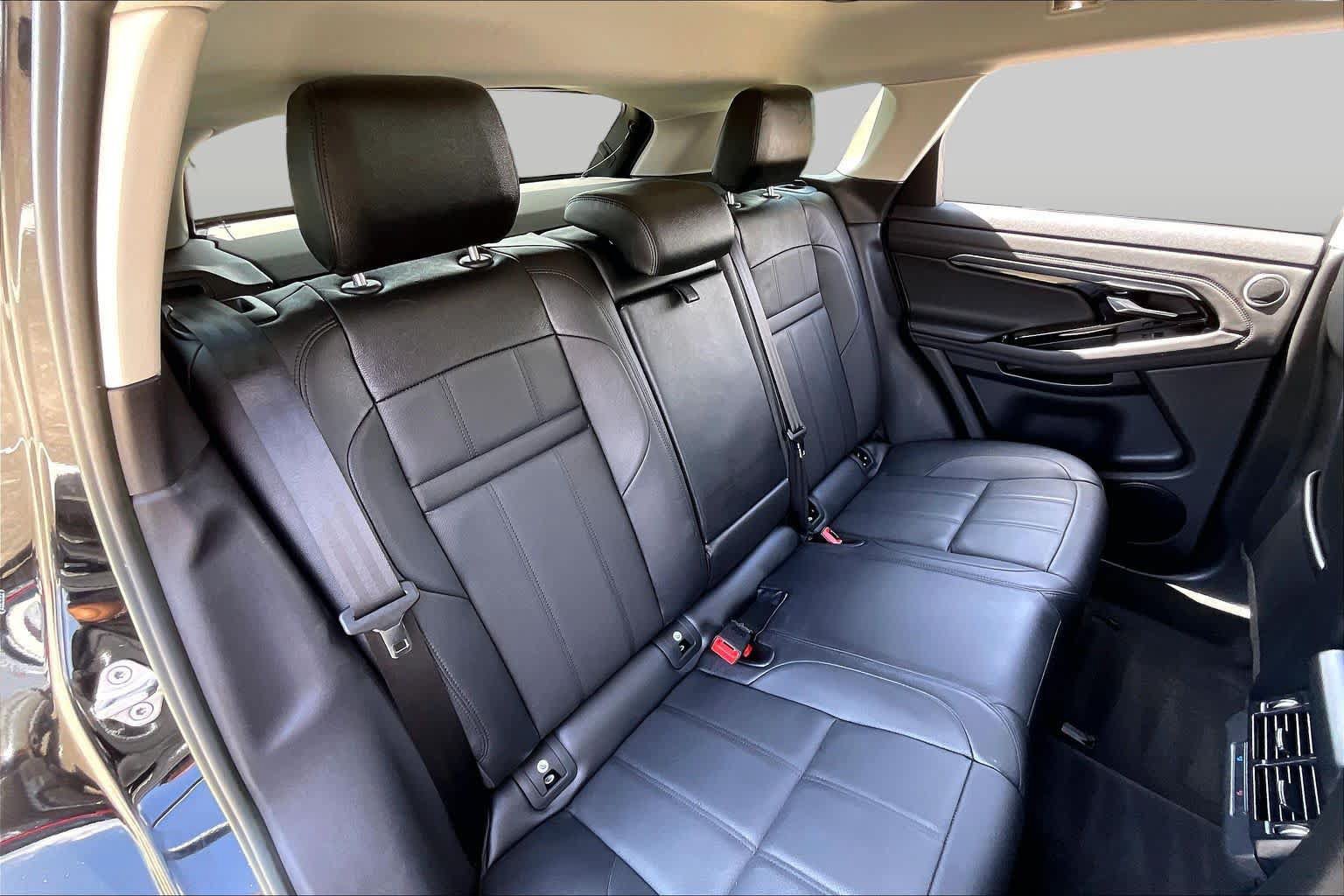 Used 2023 Land Rover Range Rover Evoque SE AWD/4WD image 18
