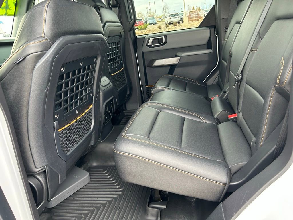 Used 2023 Ford Bronco Badlands image 27