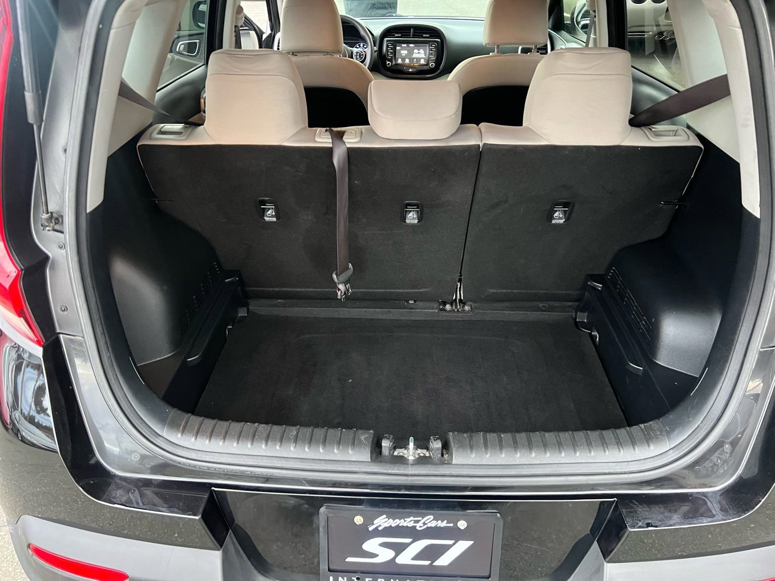 Used 2021 Kia Soul LX FWD image 11