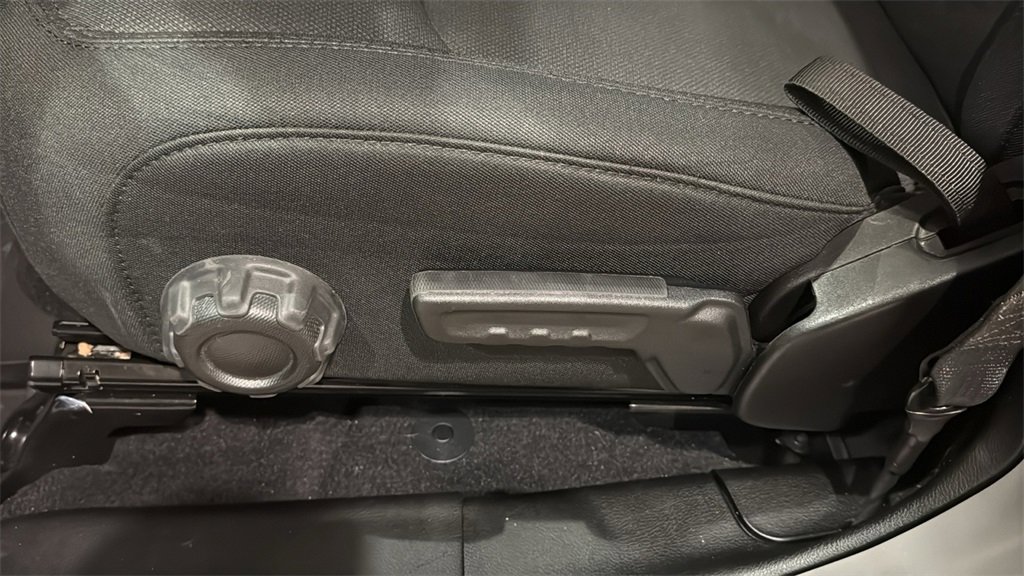 Used 2022 Jeep Wrangler Unlimited Sport image 23