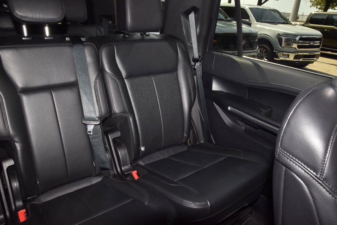 Used 2019 Ford Expedition XLT AWD/4WD image 22
