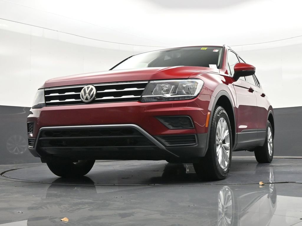 Used 2019 Volkswagen Tiguan SE w/ Panoramic Sunroof Package FWD image 30