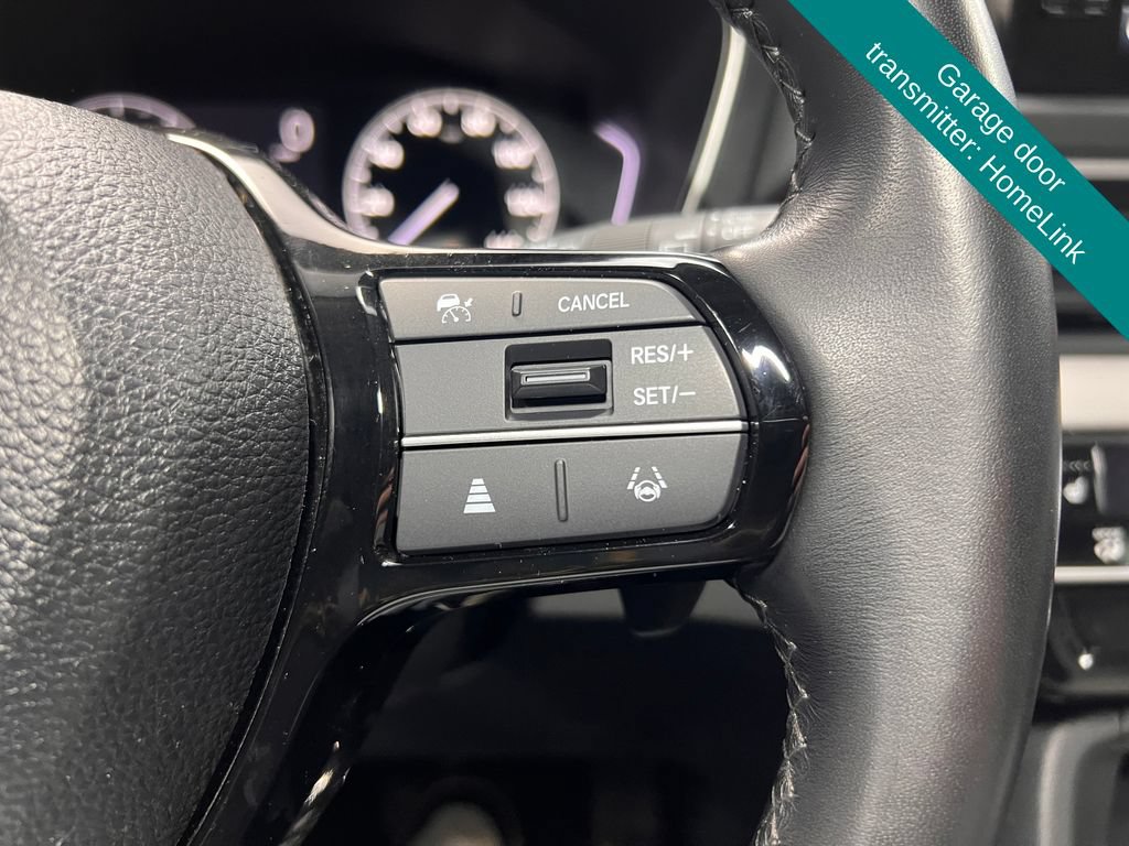 Used 2023 Honda Pilot Touring image 12