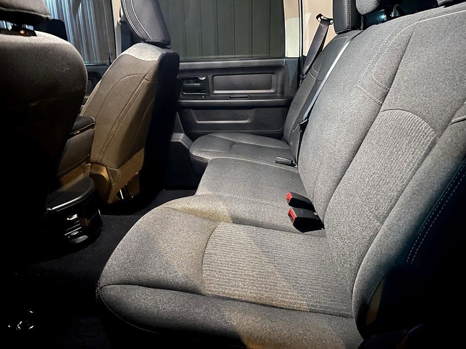 Used 2020 RAM 3500 Tradesman image 11