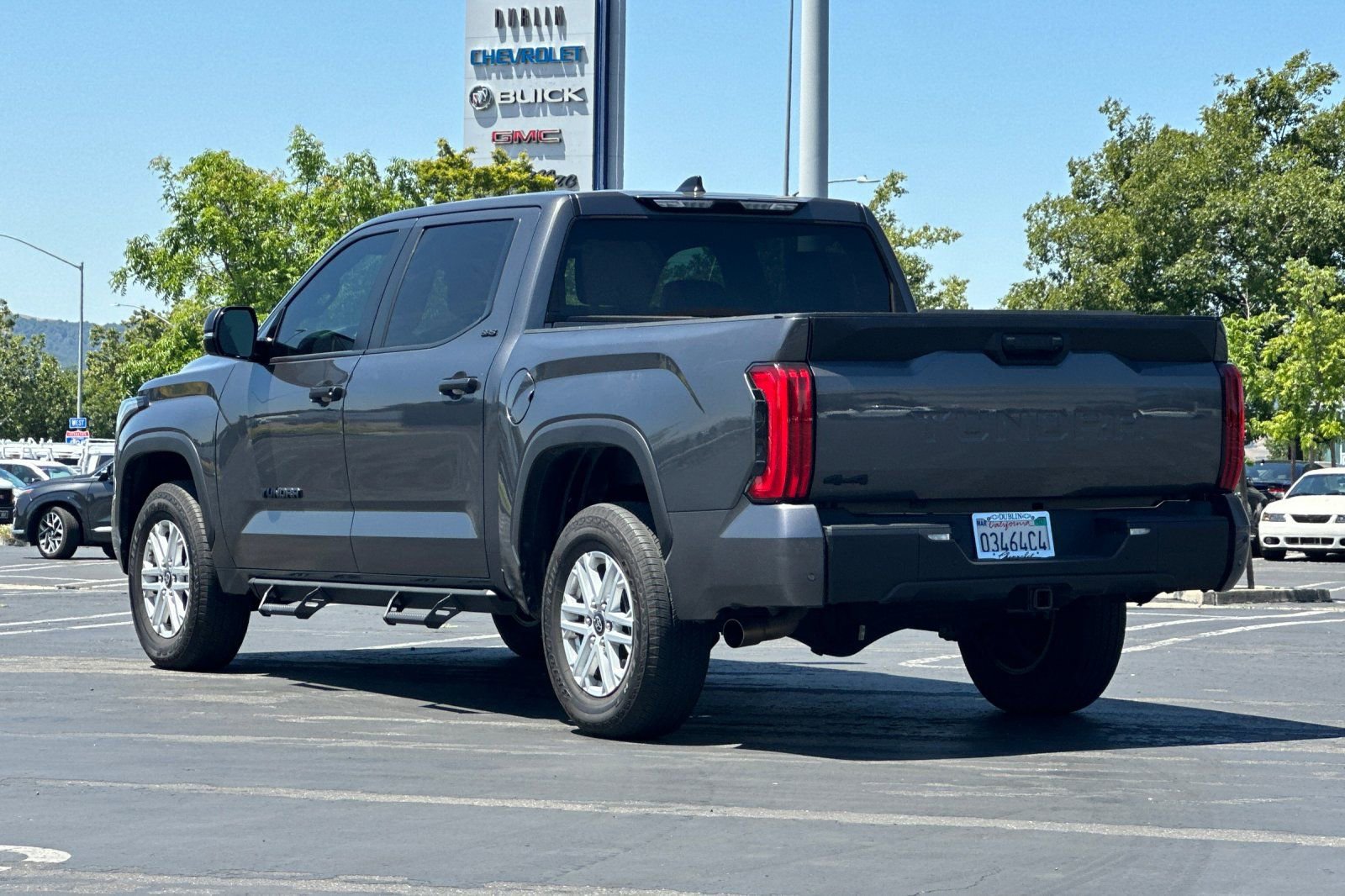 Used 2025 Toyota Tundra SR5 w/ SR5 Convenience Package AWD/4WD image 6