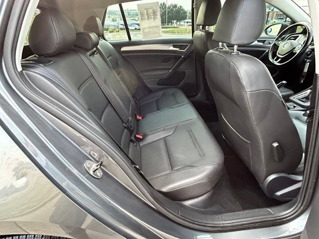 Used 2015 Volkswagen Golf S FWD image 26
