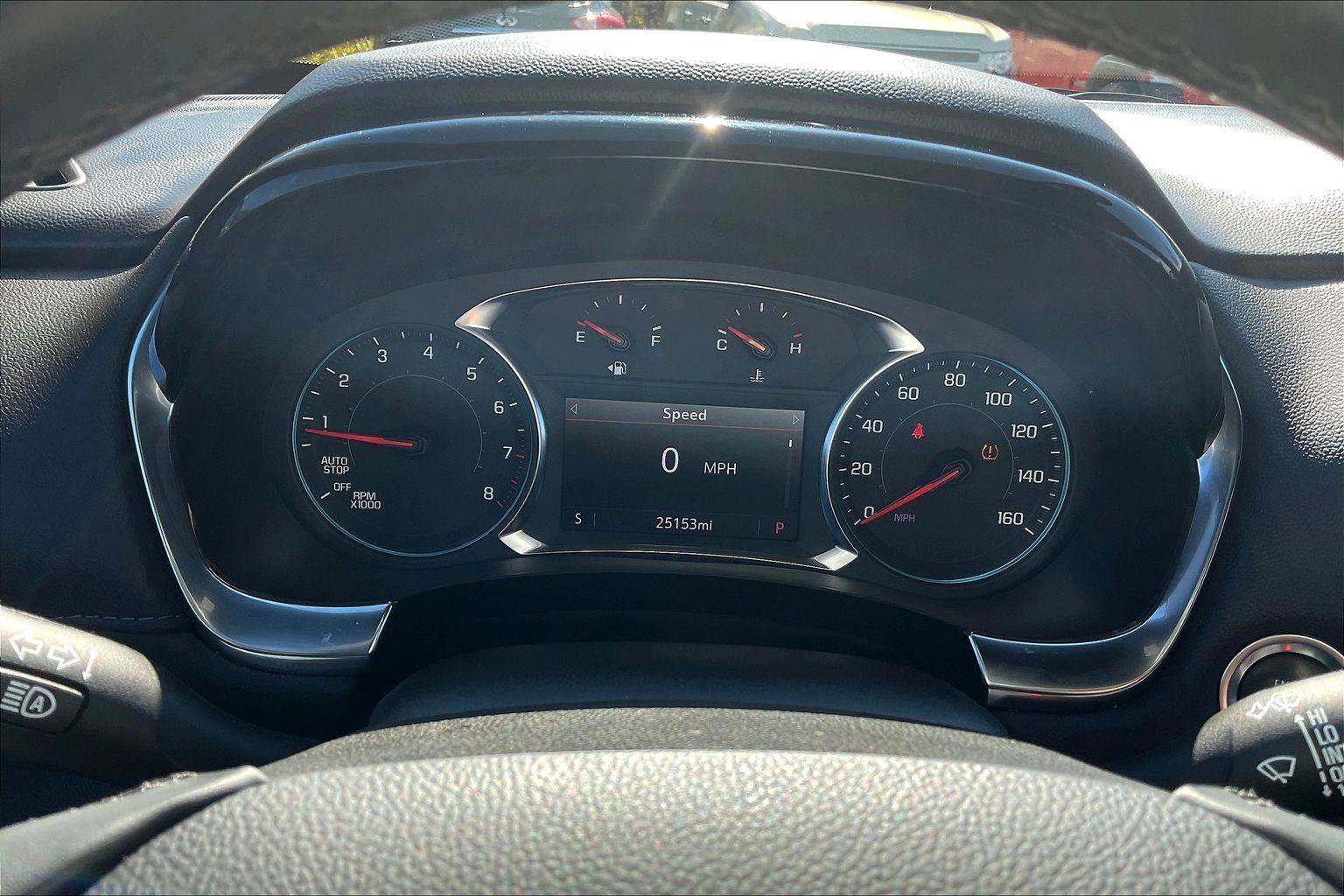 Used 2023 Chevrolet Traverse LT image 21