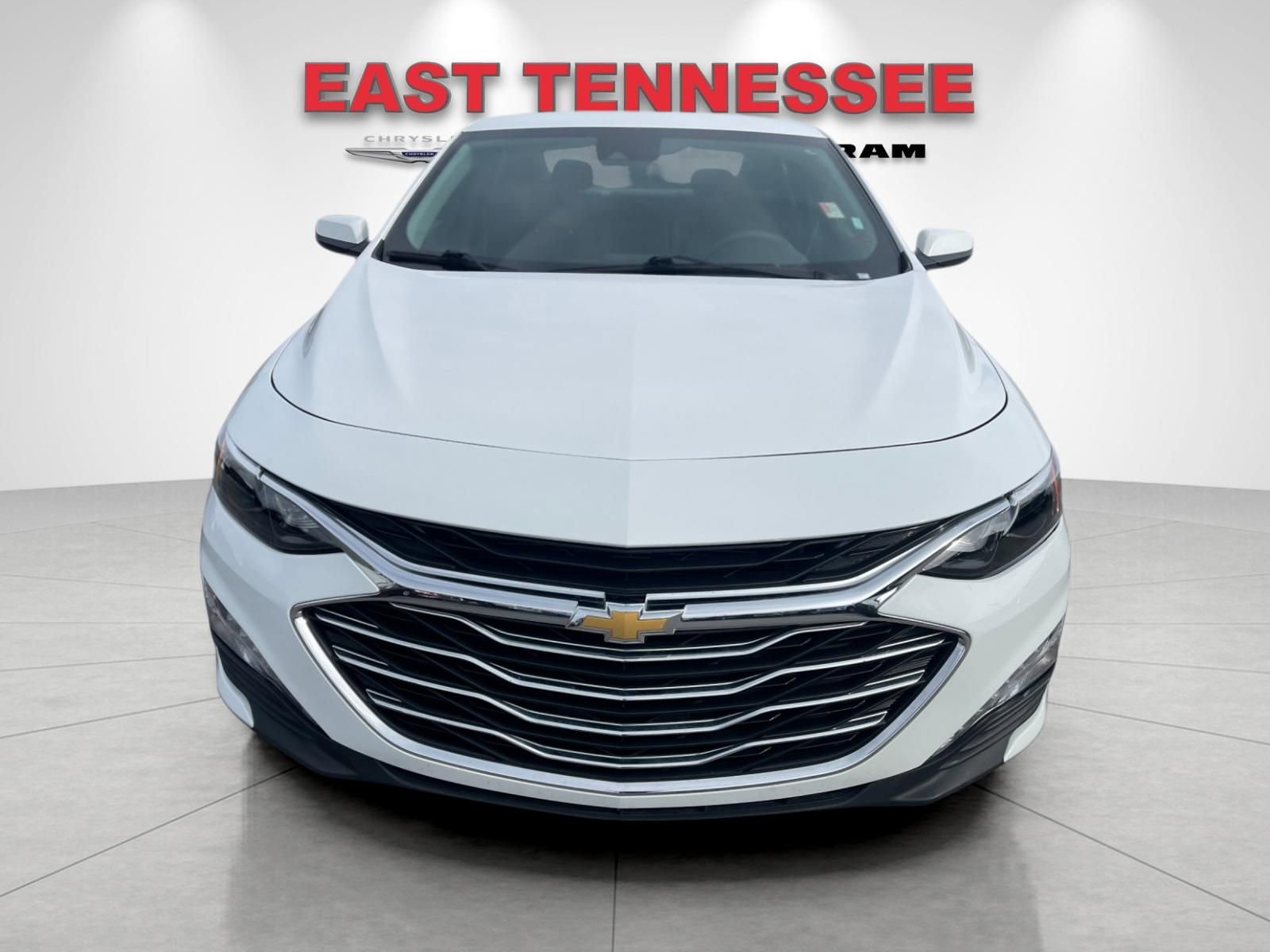 Used 2025 Chevrolet Malibu LT image 9