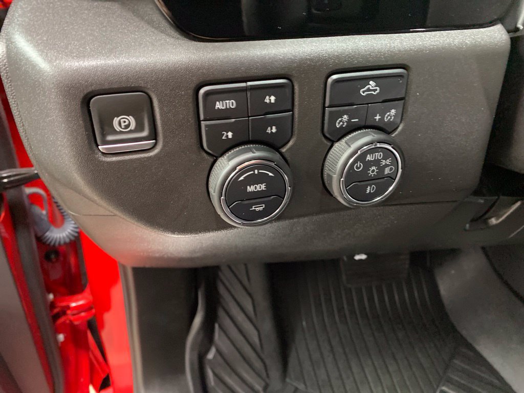 Used 2024 Chevrolet Silverado 1500 LT Trail Boss w/ Protection Package AWD/4WD image 13