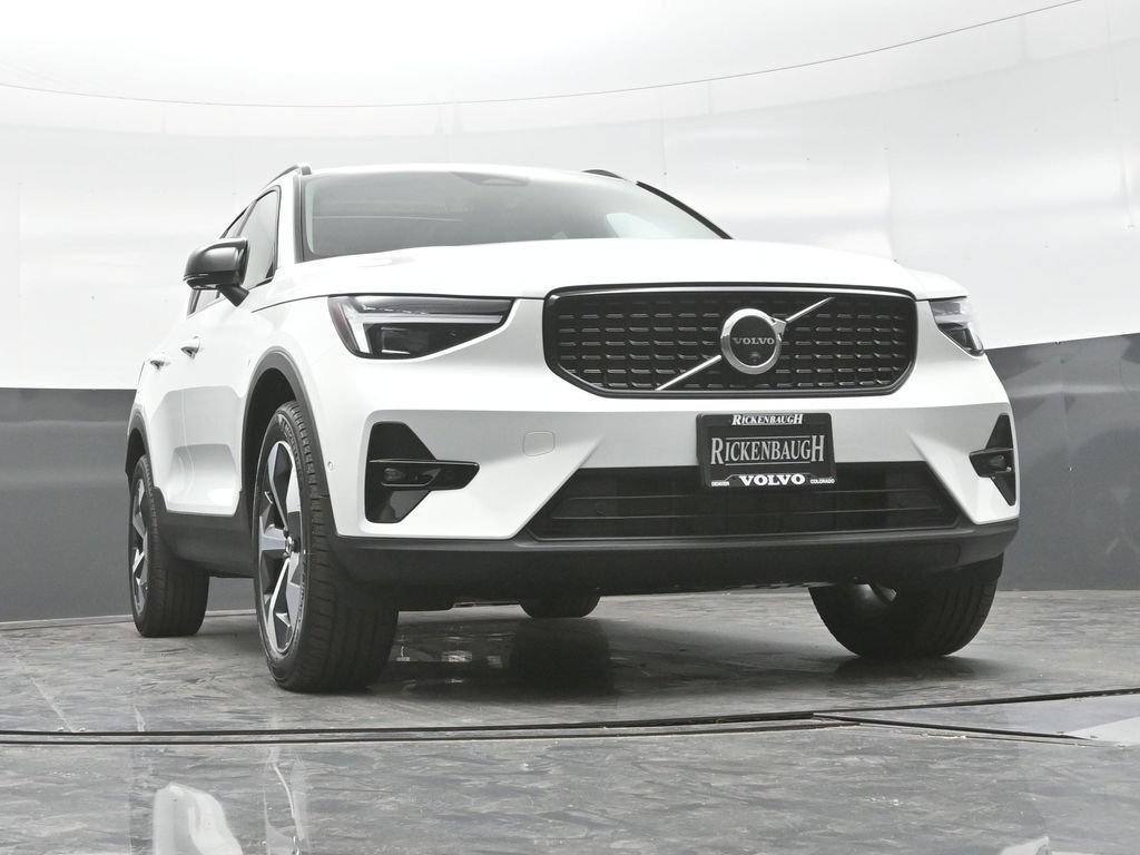 New 2026 Volvo XC40 B5 Plus w/ Climate Package AWD/4WD image 22