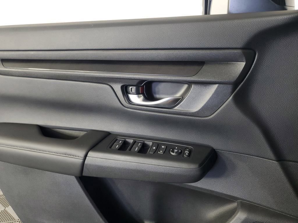 Used 2025 Honda CR-V EX image 23