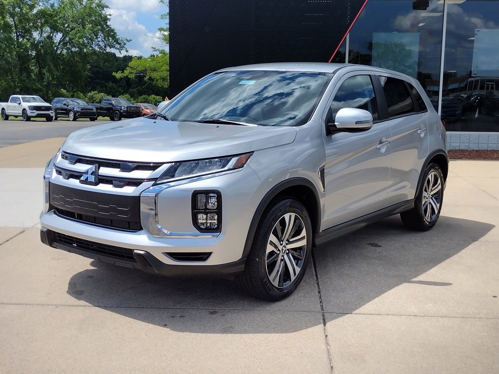 New 2025 Mitsubishi Outlander Sport SE
