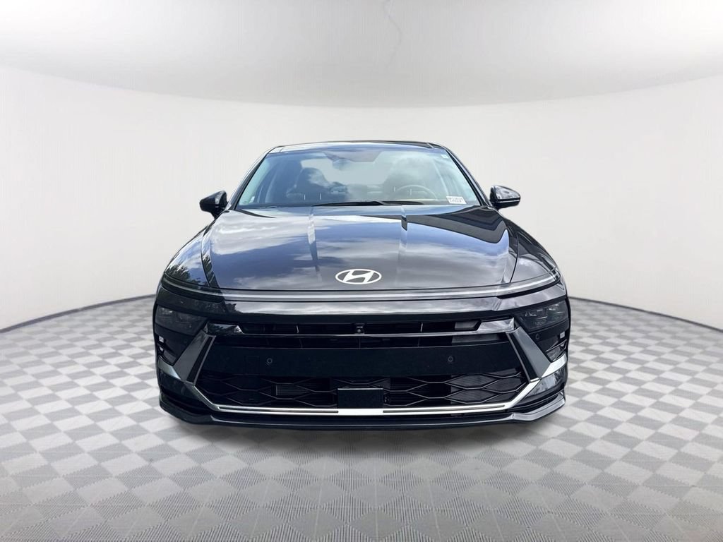 Used 2024 Hyundai Sonata Limited FWD image 2