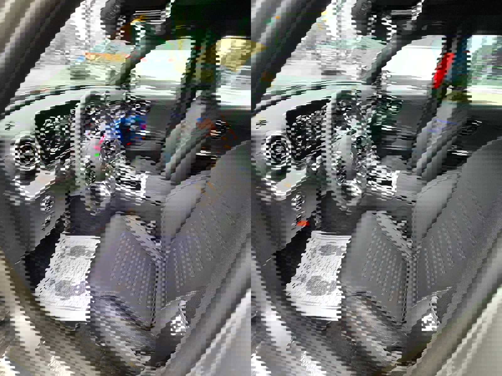 Used 2023 Mercedes-Benz C 300 4MATIC Sedan image 24