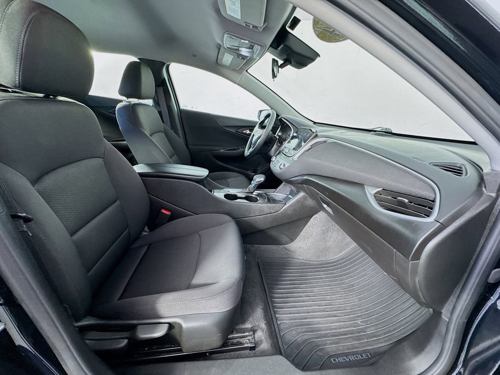 Used 2024 Chevrolet Malibu LT FWD image 31