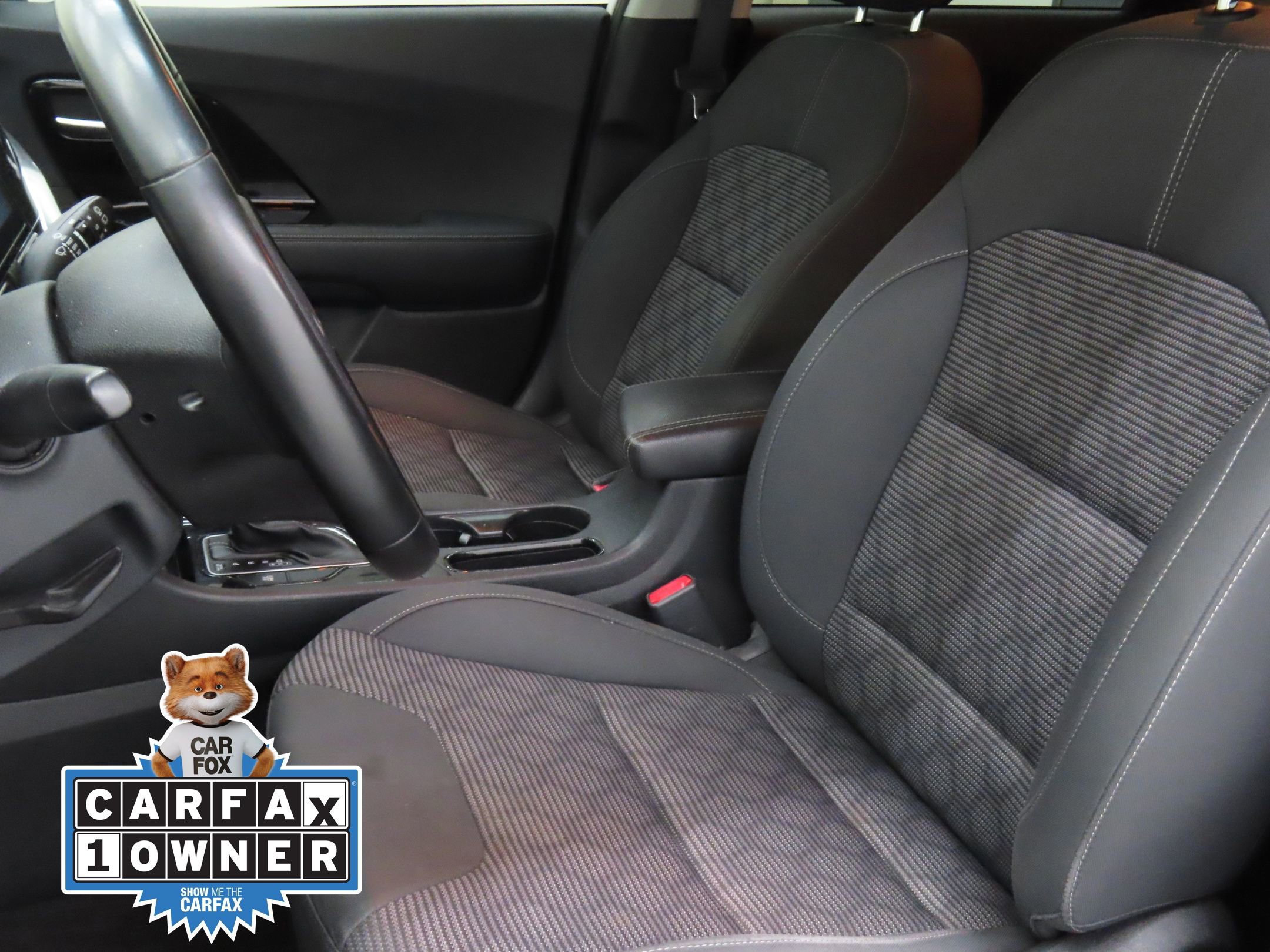 Used 2022 Kia Niro LXS image 9