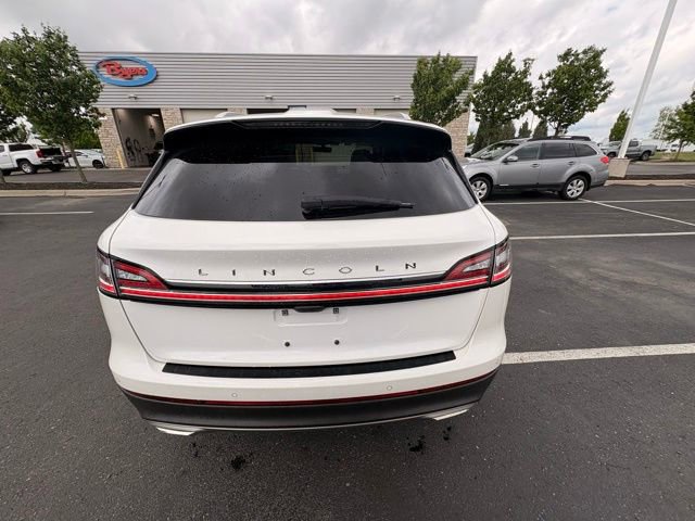 Used 2023 Lincoln Nautilus Reserve AWD/4WD image 8