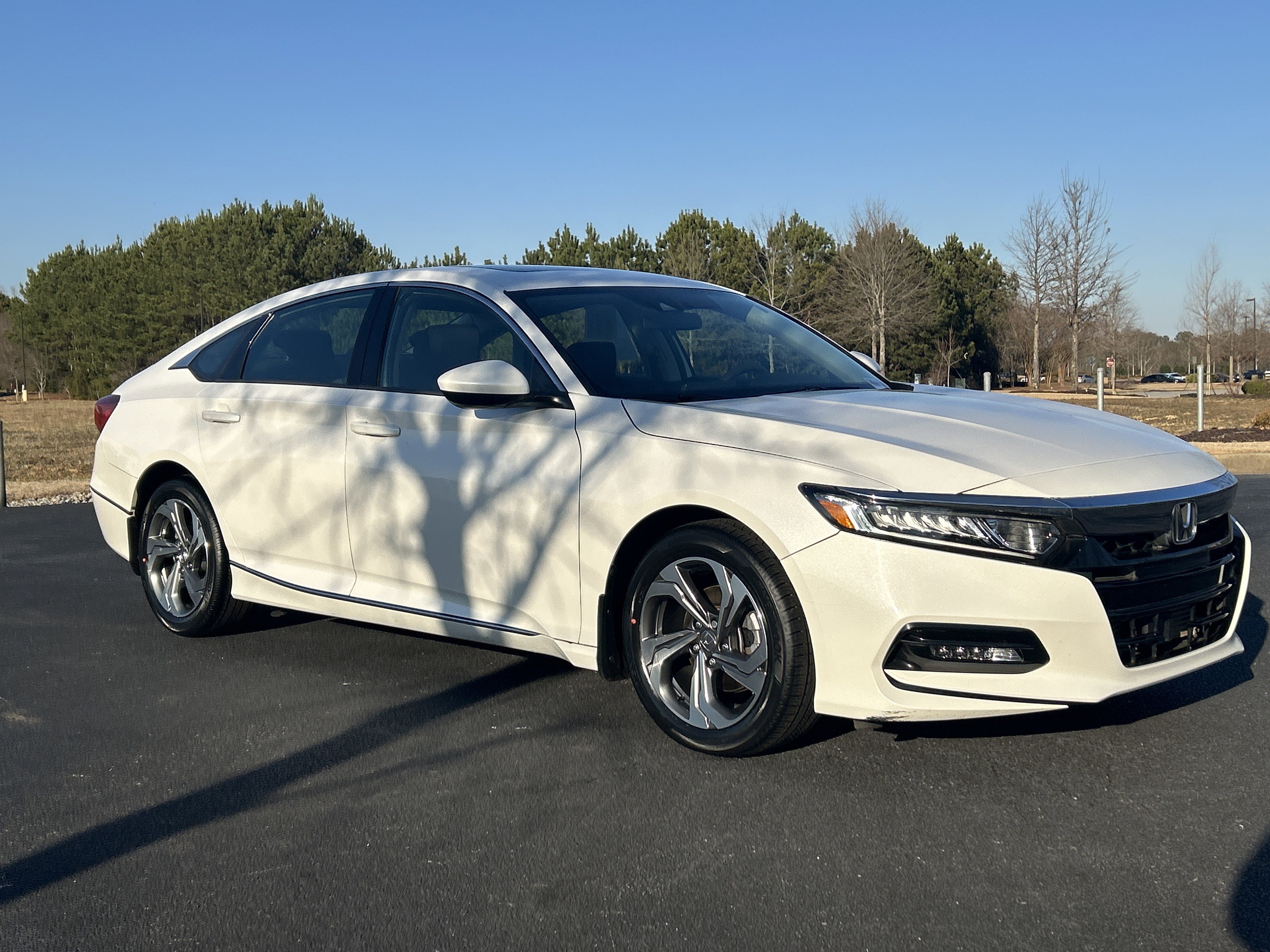 Certified 2018 Honda Accord EX image 2
