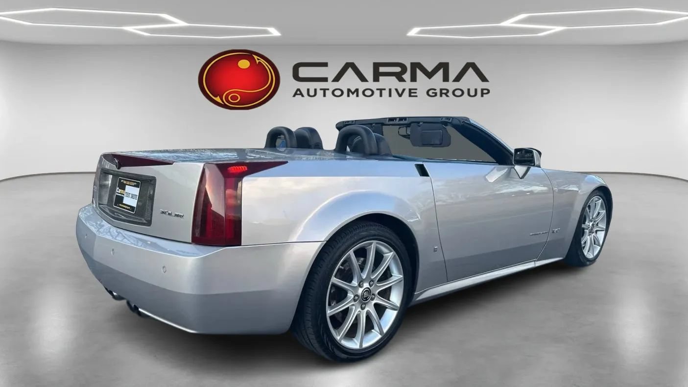 Used 2006 Cadillac XLR V RWD image 5