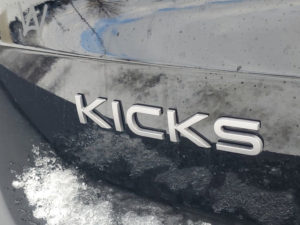 New 2026 Nissan Kicks SR w/ Cold Weather Package AWD/4WD image 6