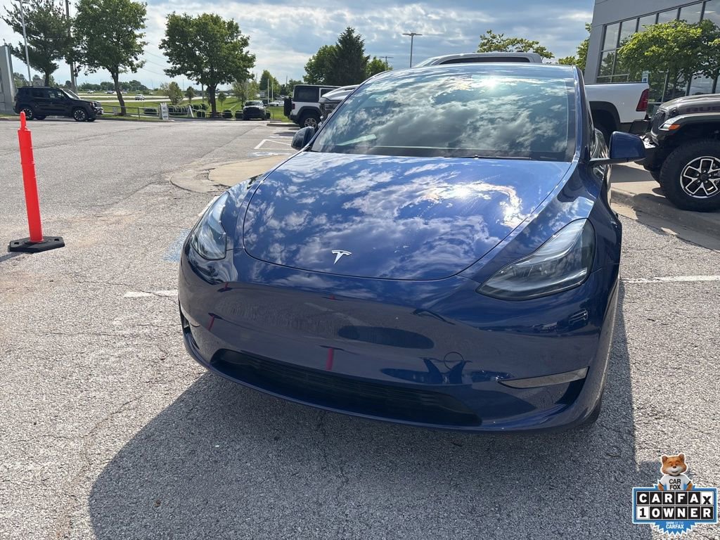 Used 2024 Tesla Model Y Long Range RWD image 11