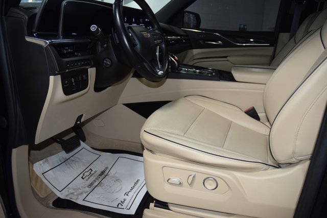 Used 2021 Cadillac Escalade Premium Luxury w/ Driver Assist Tech Package image 42