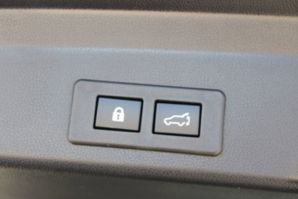 Used 2025 Subaru Ascent Touring AWD/4WD image 31