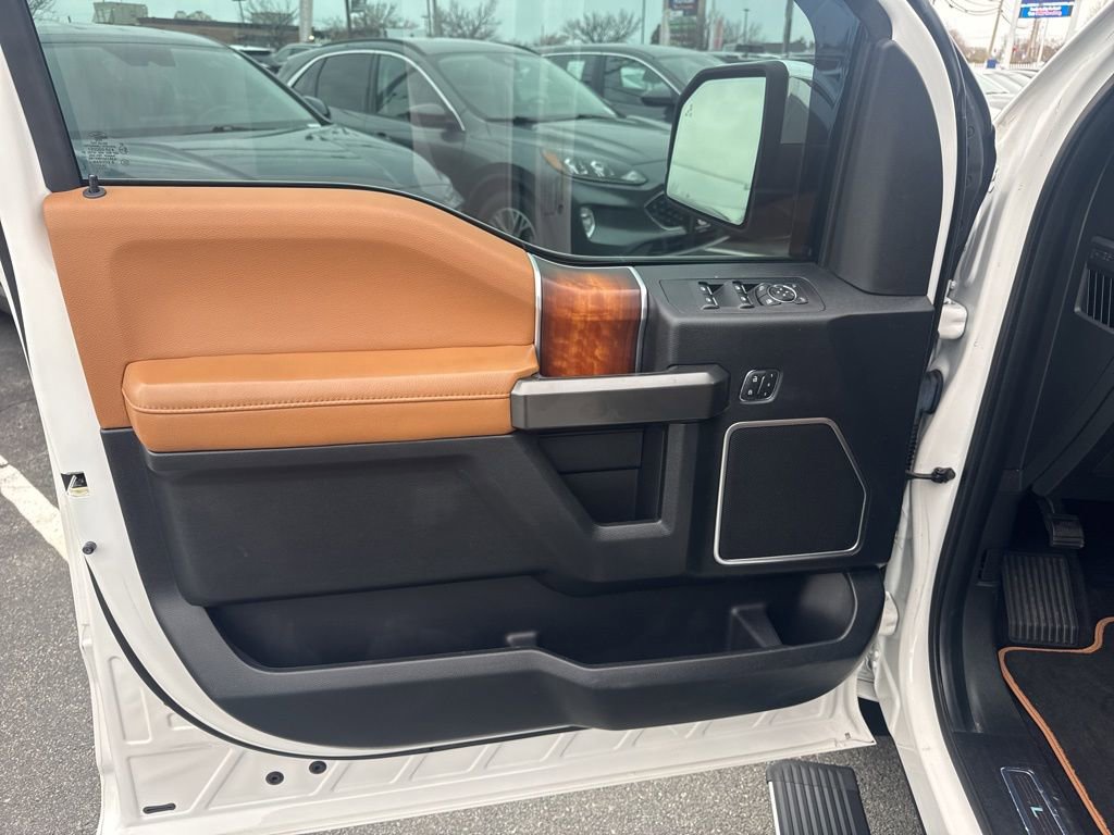 Used 2017 Ford F150 Limited AWD/4WD image 23