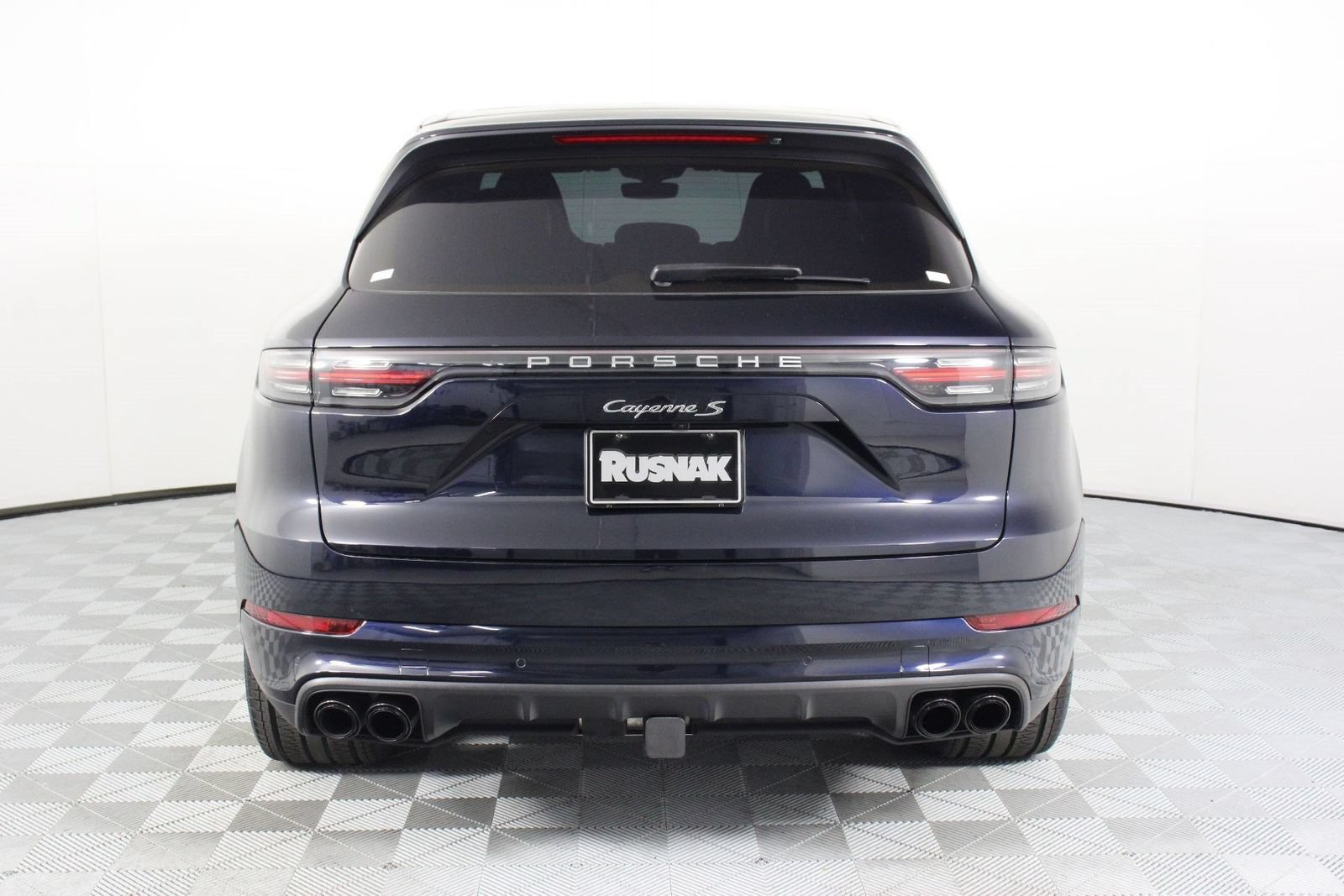 Certified 2023 Porsche Cayenne S AWD/4WD image 6