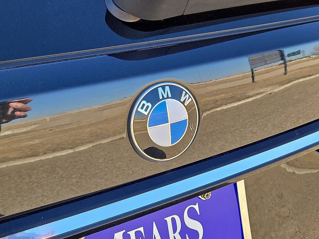 Used 2023 BMW X7 xDrive40i image 12