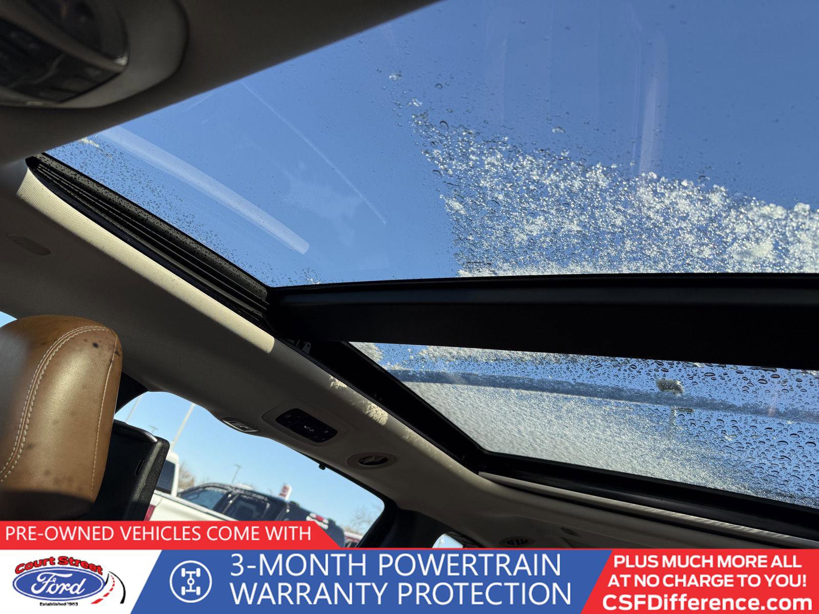 Used 2018 Chrysler Pacifica Limited w/ Tire & Wheel Group image 15