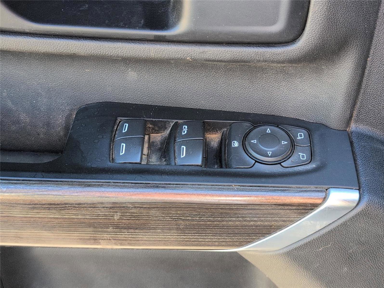 Used 2023 Chevrolet Silverado 2500 LT w/ Convenience Package image 12