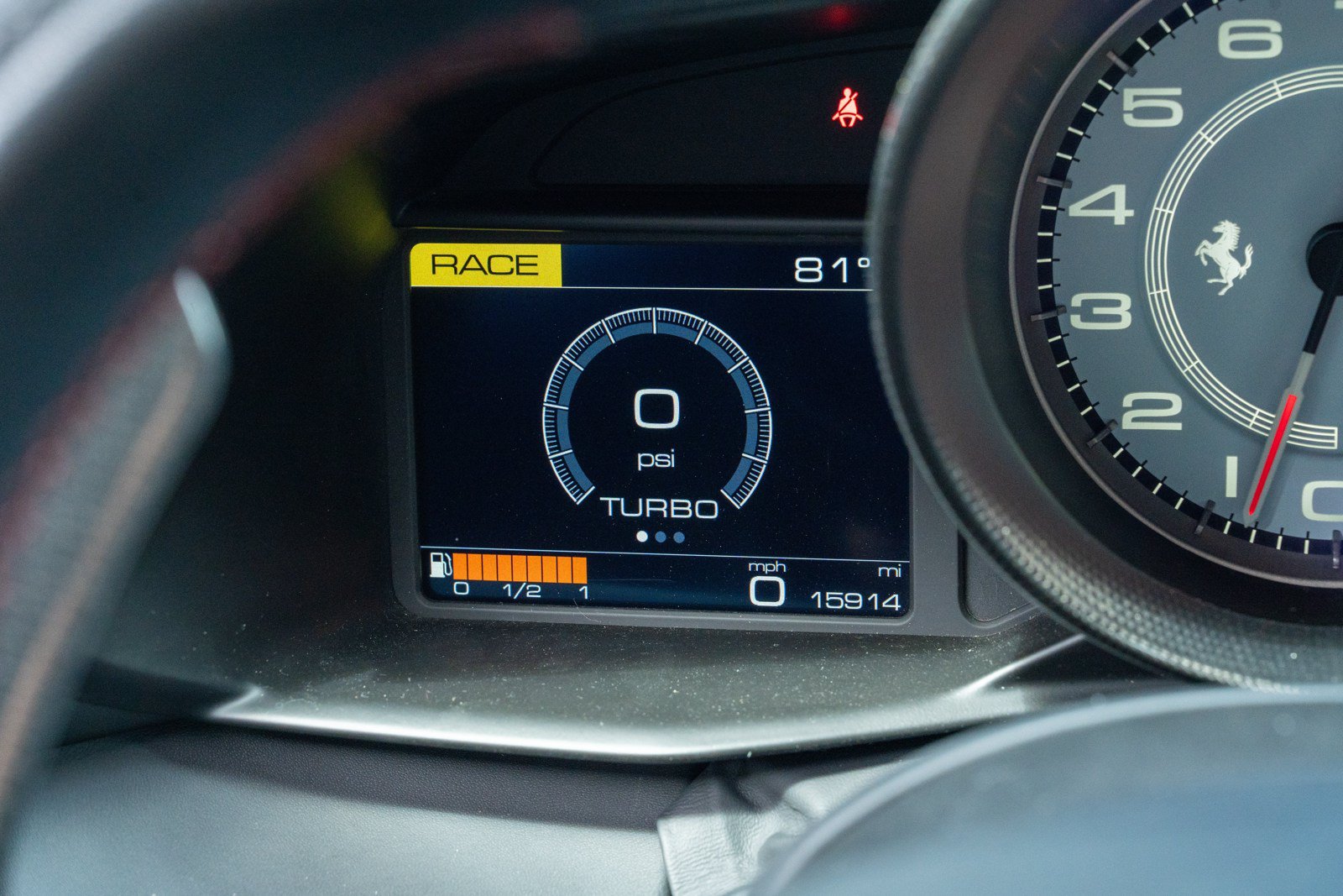 Used 2018 Ferrari 488 GTB RWD image 41